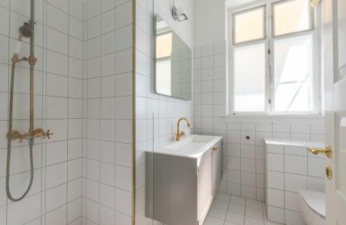 Indre By Apartment | Centrally Located 3 Bedroom Apartment