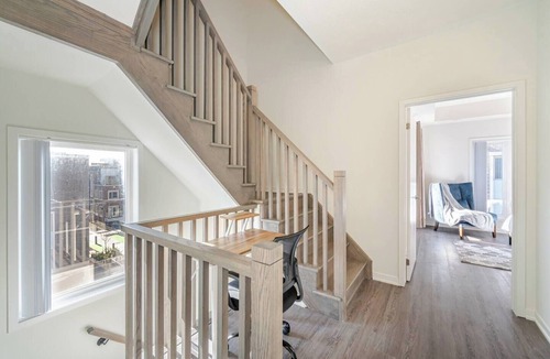 Vaughan House | Centrally Located 3-Bedroom Townhouse in Vaughan