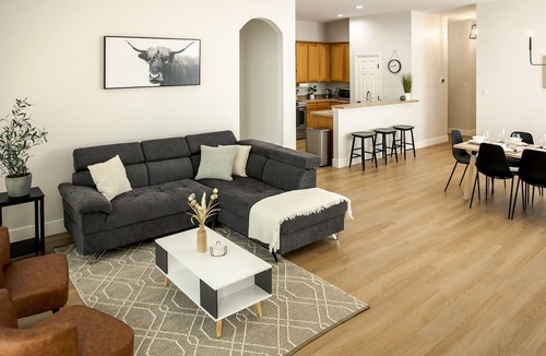 San Antonio House | Centrally located 3 bedroom home inside Loop 1604 (30 night minimum stay)