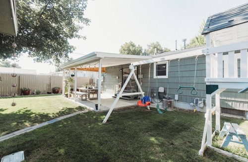 Central - Terry House | Centrally located 4Bedroom, 5 BEDs & 2Bath; Beautiful backyard