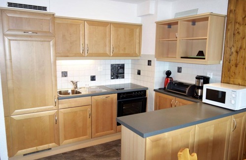 Veysonnaz Apartment | Centrally-located apartment in Veysonnaz