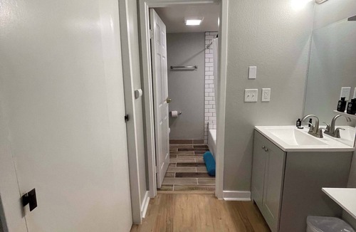 South Central Omaha Apartment | Centrally Located Apartment Near Aksarben Village!