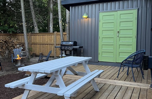 Sauble Beach Cabin | Centrally located cabin in beautiful Sauble Beach. The cutest little getaway!