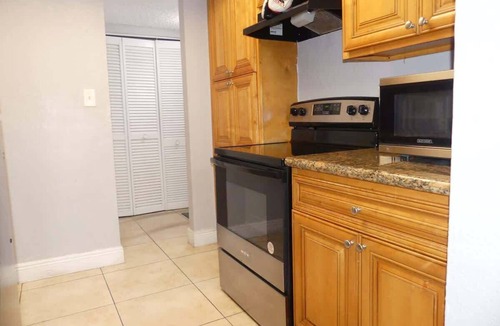 Southwest Orlando Apartment | Centrally located cozy 2BR near attractions