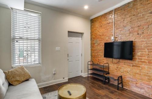 H Street Corridor House | Centrally Located DC Row House Near Restaurants!