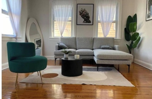 Carteret Apartment | Centrally Located: Easy NYC & NJ Access