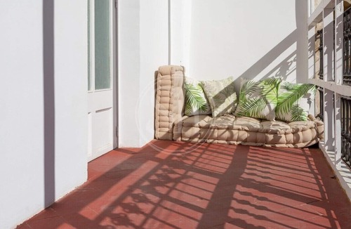 Esquerra de l'Eixample Apartment | Centrally located family apartment