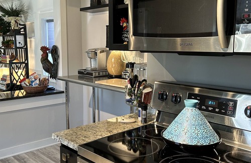 Tulsa House | Centrally Located Family and Pet-Friendly Brookside/Gathering Place Home