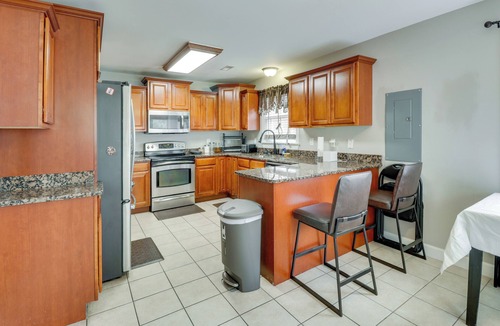 Portsmouth Cottage | Centrally Located Hampton Roads Home w/Game Room!
