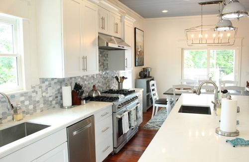 San Jacinto House | Centrally located historic home with so much to do you will never want to leave!