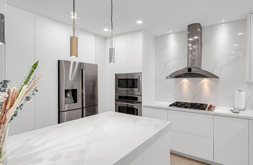 Coral Way Villa | Centrally located Home w/Pool & Gym