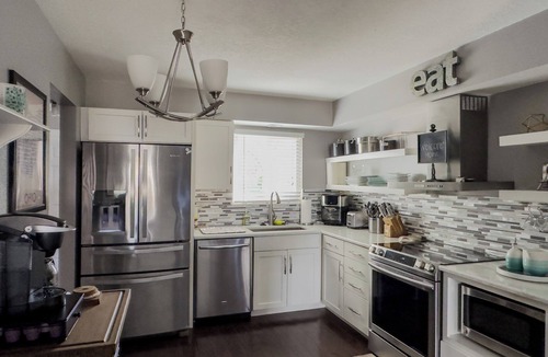 Bedford Condo | Centrally Located Luxury Condo