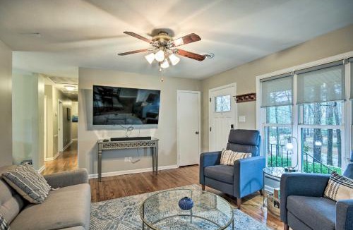 Martinez House | Centrally Located Martinez Home with Backyard!