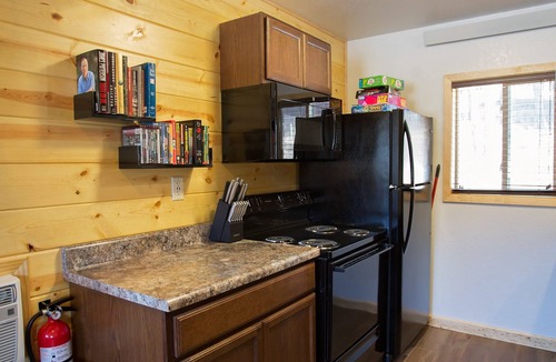 Rapid City Cabin | Centrally Located near everything the Black Hills has to offer! Open year round!