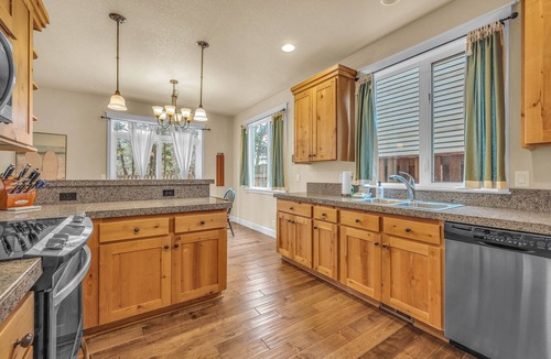 Shorepine Village House | Centrally Located Dory Pointe Home, with Ping-Pong and Streaming