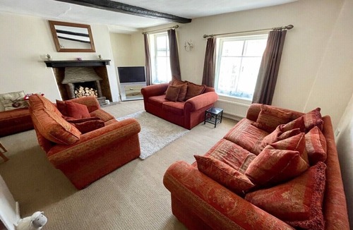 Stoborough Apartment | Centrally Located Wareham Accommodation