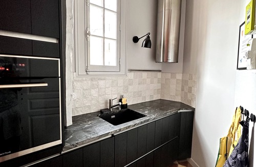 Bourg-l'Eveque Apartment | Centre Lices - Arrivée Autonome - Parking - Wifi