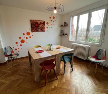 Valenciennes Apartment | Centre ville 2 chambres 4 voyageurs Tarif long séjour