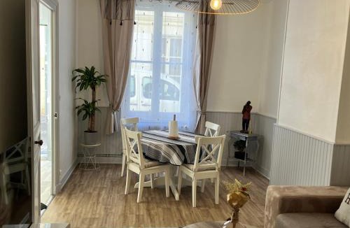 Chatellerault Apartment | Centre-ville, De Châtellerault