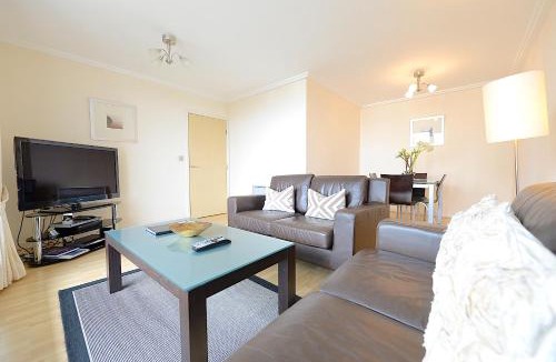 Woking Apartment | Centrium - Woking Town Centre by Deilamy Homes