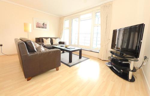 Woking Apartment | Centrium - Woking Town Centre by Deilamy Homes