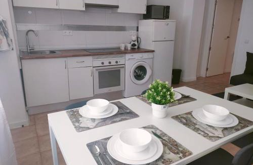 Pueblo Nuevo Apartment | Centro Bernabeu Wizink Feria Aeropuerto