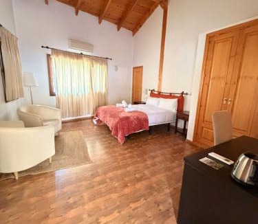 Mataelpino Bed & Breakfast | Centro Budista de Meditación Kadampa