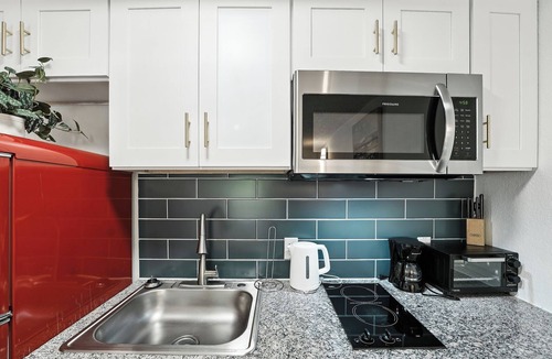 St. Johns Apartment | Centro Flats 614 I Comfy and Spacious studio