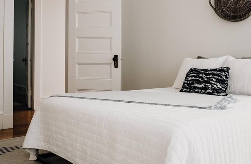 Campbellton Apartment | Century charm 2