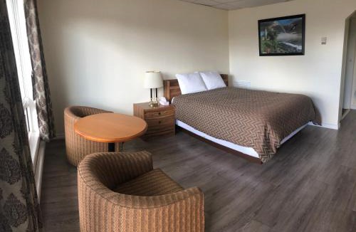 Cornwall Hotel | Century Motel