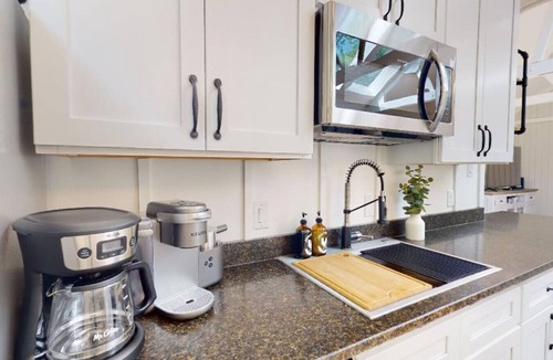 College Station House | Century Oak Retreat ~ Aggieland Vacation Rentals