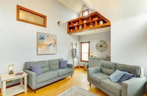 Fulton House | Century Old Farmhouse in Fulton 6 Mi to Town!
