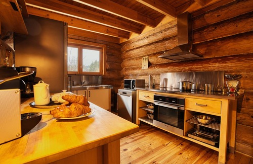 Superbolquere Ski Chalet | Cerdagne, bolquère, Pyrenees-2000, beautiful 4* chalet, sleeps 12