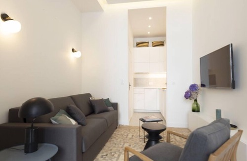 Arsenal Apartment | Cerisaie, Studio/1 bathroom, 2 persons