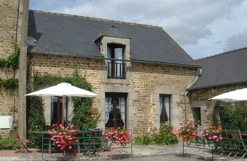 Les Champs-Geraux Cottage | Cerise, family 3 bedroom cottage
