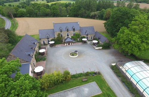 Les Champs-Geraux Cottage | Cerise, family 3 bedroom cottage