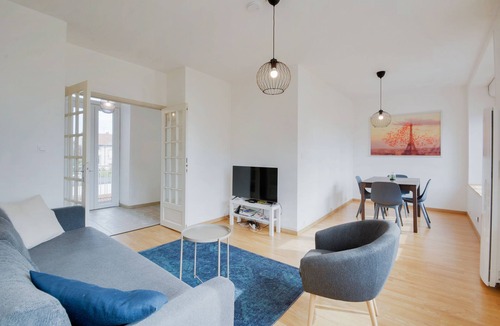 Haussonville-Blandan-Mon Desert-Saurupt Apartment | Certified 4* apartment with parking at 2 min walk from Nancy Thermal