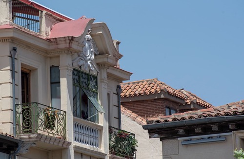 Alcala de Henares Apartment | Cervantes Balcony