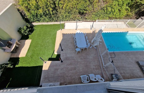 Saint-Privat-des-Vieux Villa | Cette Villa, Située à Saint-privat-des-vieux, est Idéale Pour 10 Personnes