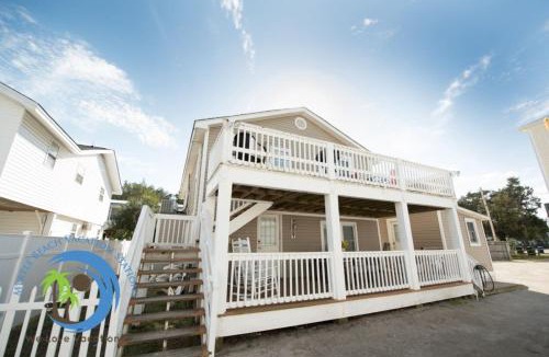 Cherry Grove Beach House | Cg Cottage Up