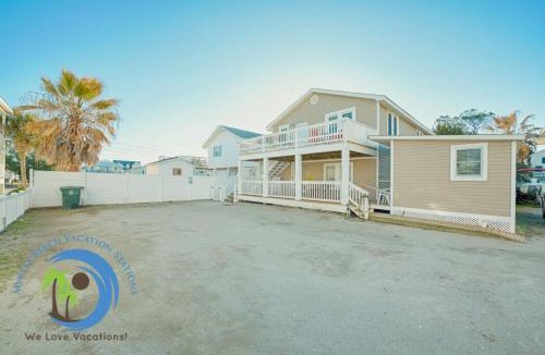 Cherry Grove Beach House | Cg Cottage Up