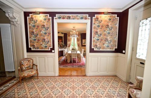 Saint-Christophe-en-Brionnais House | Château de la Chaix