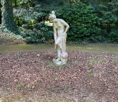 Vire-Normandie Villa | Château de la cour de Coulonces