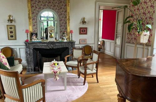 Noyant House | Château 17th - century