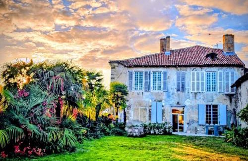 Vicq-d'Auribat Bed & Breakfast | Château Arche d'Aure