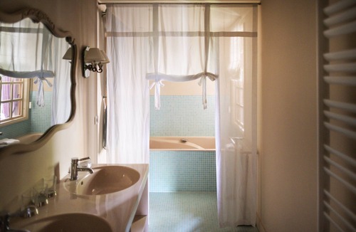 Chaudenay Bed & Breakfast | Château Armand Heitz