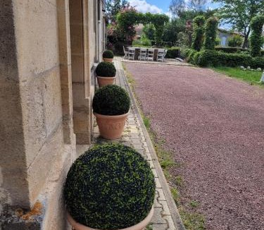 Lansac House | Château Bégot