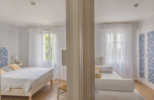 Cazaubon Hotel | Château Bellevue