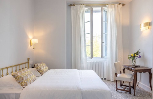 Cazaubon Hotel | Château Bellevue