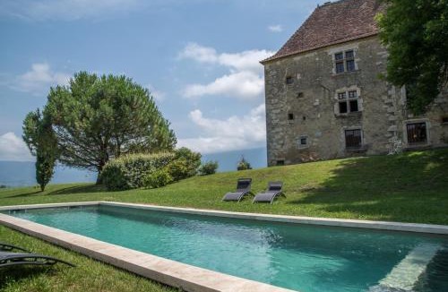Traize Bed & Breakfast | Château beyrin